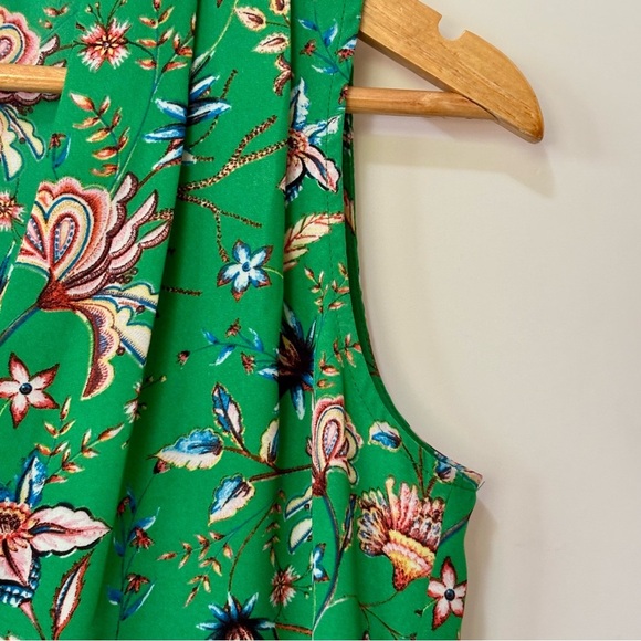 Rose & Olive| Vibrant Green Floral V-Neck Sleeveless Lightweight Blouse Sz XS - Picture 3 of 4